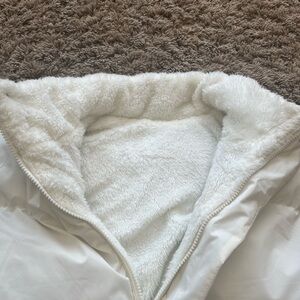 White puffer fleece lined vest